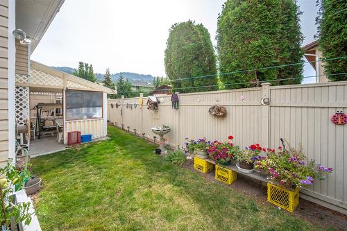 109-3400 Wilson Street, Penticton, BC - Outdoor