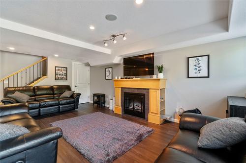 3-1130 Riverside Avenue, Sicamous, BC - Indoor Photo Showing Living Room With Fireplace