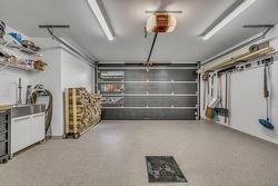 Garage - 