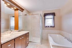 Ensuite bathroom - 