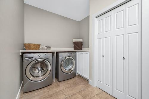 4008 Terrapin Place, Vernon, BC - Indoor Photo Showing Laundry Room