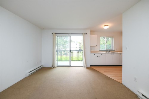 310-1050 Braidwood Rd, Courtenay, BC - Indoor