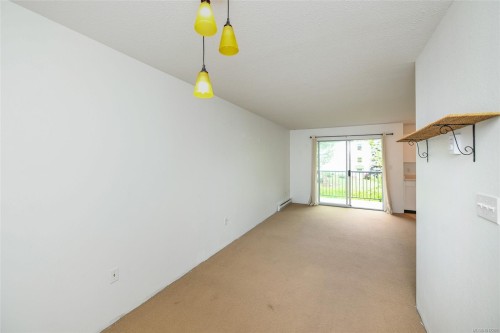 310-1050 Braidwood Rd, Courtenay, BC - Indoor Photo Showing Other Room