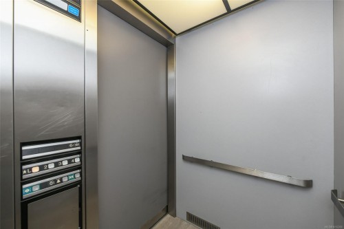 310-1050 Braidwood Rd, Courtenay, BC - Indoor Photo Showing Other Room