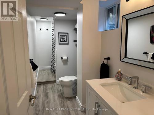 INLAW SUITE LOWER - 45 Catherine Street, Fort Erie (Central), ON - Indoor Photo Showing Bathroom