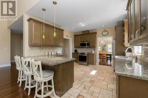 74 North Riverdale Drive, Caledon, ON - Indoor