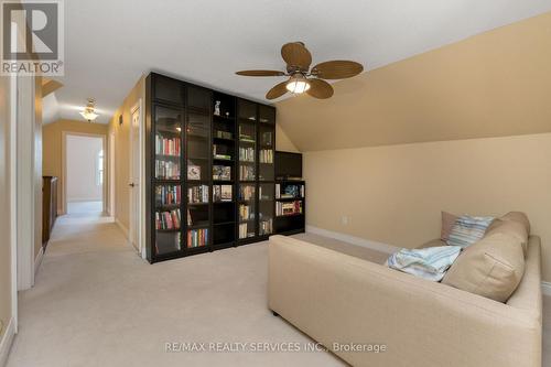 74 North Riverdale Drive, Caledon, ON - Indoor Photo Showing Other Room