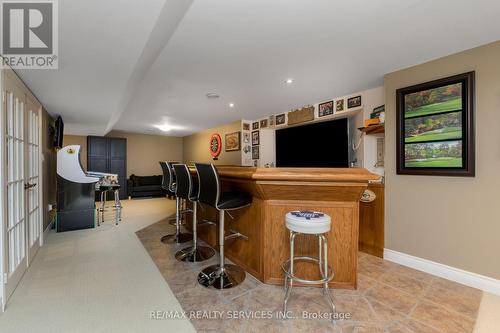 74 North Riverdale Drive, Caledon, ON - Indoor Photo Showing Other Room