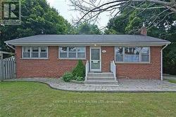 73 GRACE STREET  Toronto, ON M1J 2M6