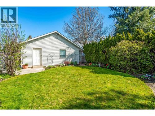 1125 Keyes Road, Kelowna, BC - Outdoor