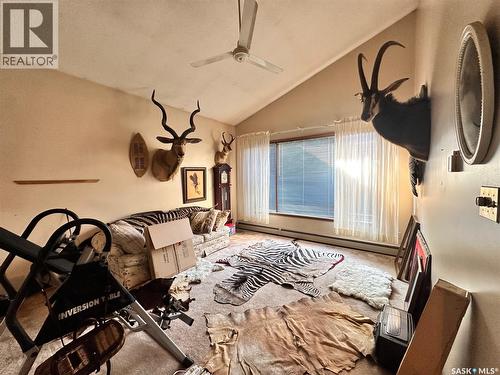 209 5Th Avenue E, Spiritwood, SK - Indoor