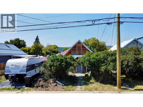 213 5th Avenue S  Cranbrook, BC V1C 2G5