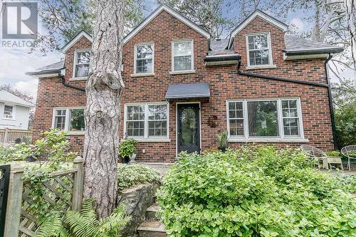 78 Wells Street, Aurora, ON - Outdoor With Facade