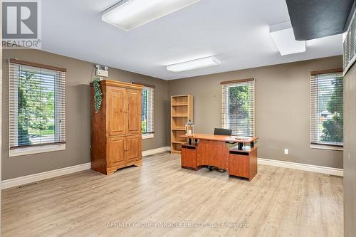 3 David Drive, Kawartha Lakes (Lindsay), ON - Indoor