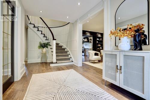 262 Vinova Court, Oakville (Sw Southwest), ON - Indoor Photo Showing Other Room