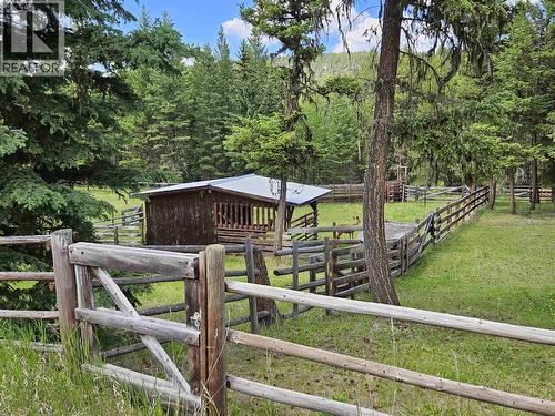 2455 Firwood Hill Road, Williams Lake, BC - Outdoor