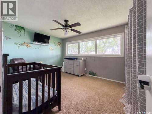 102 Claustre Avenue, Maple Creek, SK - Indoor Photo Showing Bedroom