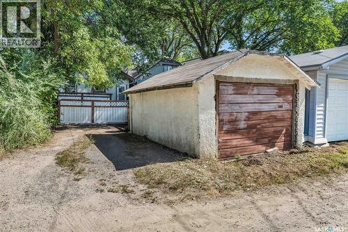 2056 Princess Street, Regina, SK - Outdoor