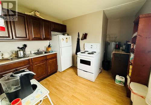 34-42 Jerseyside Hill, Jerseyside, NL - Indoor Photo Showing Kitchen