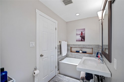 2545 Florence Lake Rd, Langford, BC 