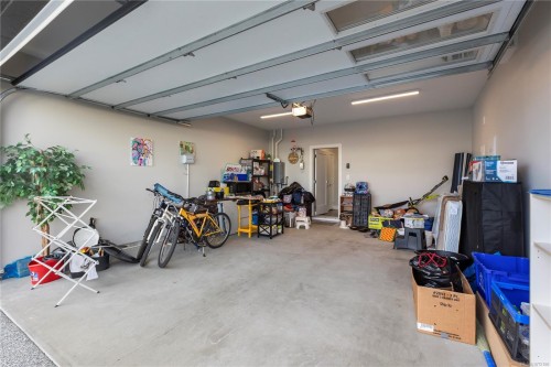 2768 Celestial Crt, Langford, BC - Indoor Photo Showing Garage