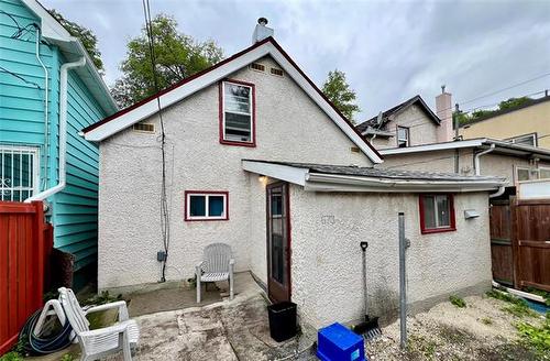 673 Toronto St, Winnipeg, MB 