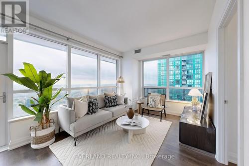 2710 - 2 Anndale Drive, Toronto, ON - Indoor Photo Showing Living Room