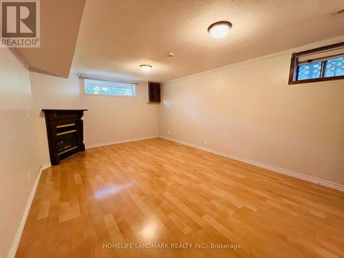 2749 Truscott Drive, Mississauga, ON - Indoor