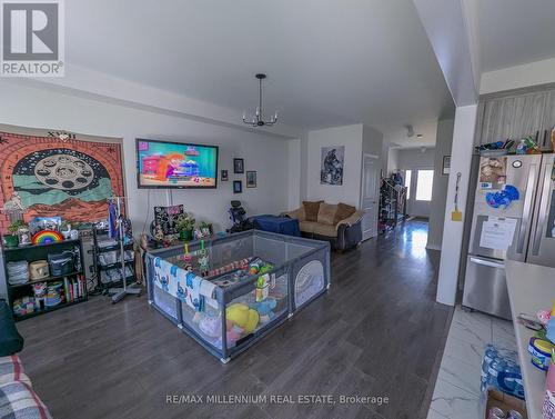 136 Tumblewood Place, Welland, ON - Indoor