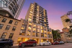 1504 - 76 SHUTER STREET  Toronto, ON M5B 1B4