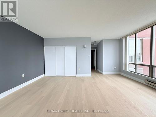 Uph1 - 25 Fairview Road W, Mississauga, ON - Indoor Photo Showing Other Room