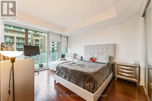 601 - 111 Champagne Avenue S, Ottawa, ON - Indoor Photo Showing Bedroom