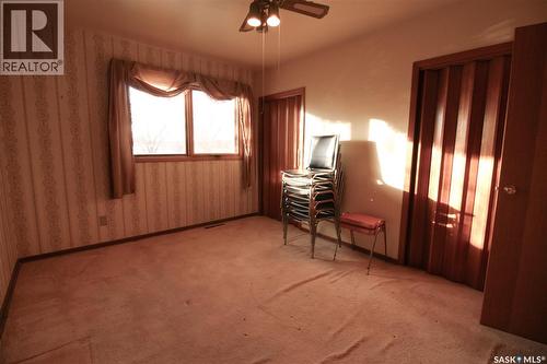 175 6Th Avenue W, Shaunavon, SK - Indoor