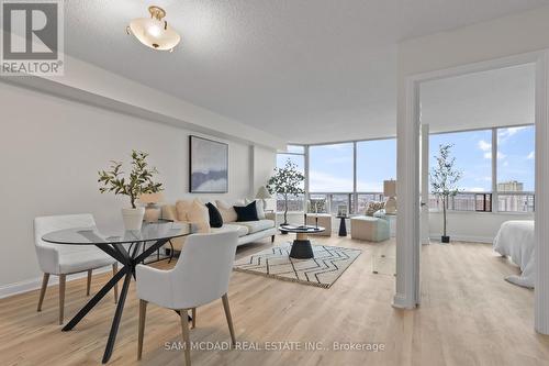 2106 - 24 Hanover Road S, Brampton, ON - Indoor