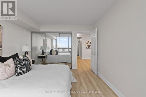 2106 - 24 Hanover Road S, Brampton, ON - Indoor Photo Showing Bedroom
