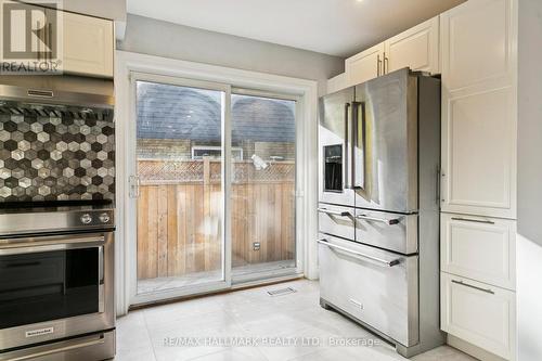 2251 Carol Road, Oakville, ON - Indoor Photo Showing Kitchen