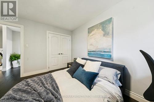 2251 Carol Road, Oakville, ON - Indoor Photo Showing Bedroom