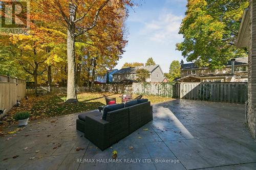 2251 Carol Road, Oakville, ON - Outdoor