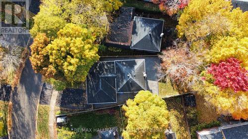 2251 Carol Road, Oakville, ON - Outdoor