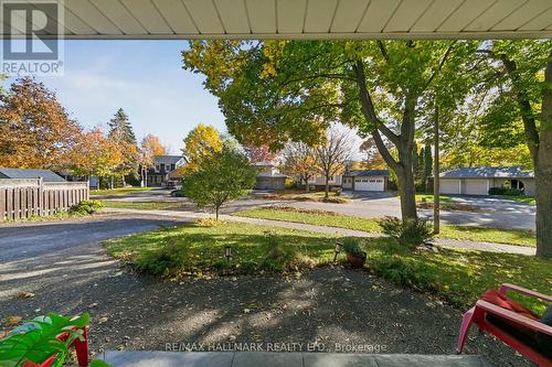 2251 Carol Road, Oakville, ON - Outdoor