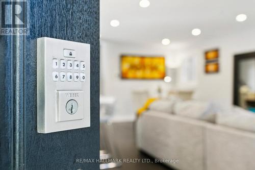 2251 Carol Road, Oakville, ON - 