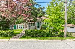 14 Oak Avenue  Coniston, ON P0M 1M0