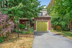 25 PACER PLACE  Ottawa, ON K2M 1B1