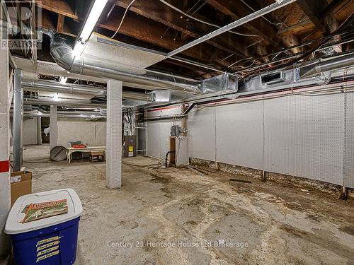 11 Riddell Street, Woodstock (Woodstock - North), ON 