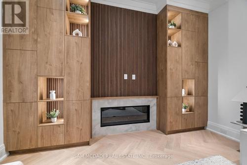 84 Pebbleridge Place, Oakville, ON - Indoor Photo Showing Living Room With Fireplace