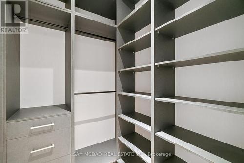 84 Pebbleridge Place, Oakville, ON - Indoor With Storage