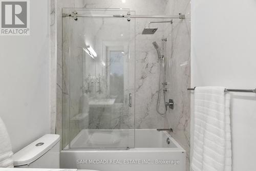 84 Pebbleridge Place, Oakville, ON - Indoor Photo Showing Bathroom