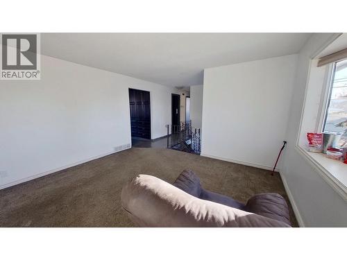 11015 102 Street, Fort St. John, BC - Indoor