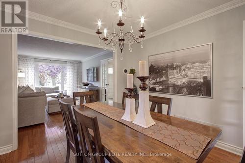 411 The Thicket, Mississauga, ON - Indoor Photo Showing Dining Room