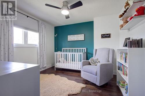 411 The Thicket, Mississauga, ON - Indoor Photo Showing Bedroom